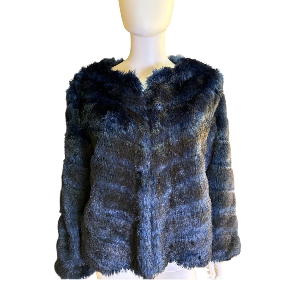 Belle Vere Womens Faux Fur Jacket Blue/Black Size L Elegant & Soft Swiftie EUC